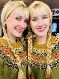 Happy Thanksgiving from the road! After Kennerly's medical emergency just a  few days ago, we are more grateful and thankful than ever for this amazing  gift of life, love, and family. 🩵🩵