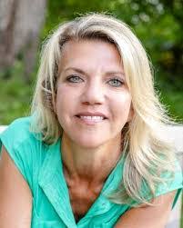 Antonia Greenberg's Instagram, Twitter & Facebook