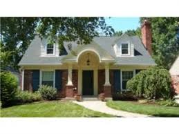 Butler Tarkington Is A Favorite Indianapolis Neighborhood Close To Butler University Broad Ripple And Minutes F Historic Homes House Styles The Neighbourhood