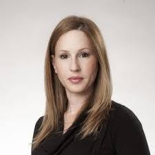 Amanda Lingle's Instagram, Twitter & Facebook