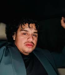 Roberto Marroquin (@robertomarroquiin) • Instagram photos and videos