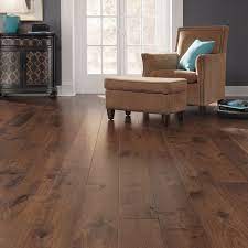 Keep the overall effect elegant and light by balancing the dark floors with white cabinetry and walls, warm bronze metals and timber accents just a few shades lighter than the floors. Fairedroit Decor Light Dark Brown Walnut Wood Flooring Size Dimension 7 5 Inches Rs 400 Square Feet Id 15068314830