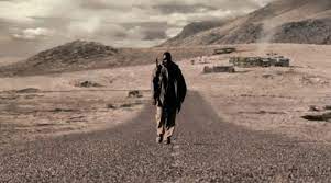 Eli (denzel washington) é um homem solitário, que percorre a américa do norte devastada. Frases Do Filme O Livro De Eli