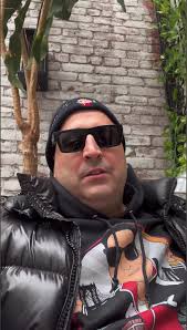 This guys steeling my thunder #mealsbycug #lilmomozzarella