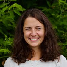 Meet our yoga trainers at Orgainc Yoga & Wellbeing