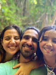 Hello Salt Spring Island, I am looking for a place to call home. My heart's  calling if to join a homestead and share land with other heart centered  people, amongst the larger