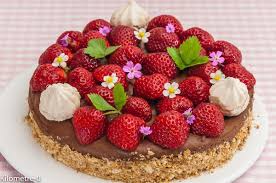 Cheesecake A La Mousse Au Chocolat Et Aux Fraises Recette Cheesecake A La Mousse Au Chocolat Mousse Au Chocolat Dessert