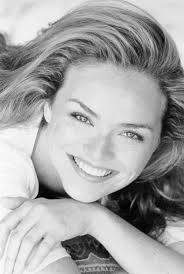 Annie Plowman's Instagram, Twitter & Facebook