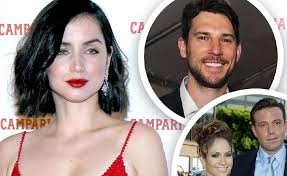 Don't be fooled by the years they've been apart—it looks like ben affleck the father of three recently joined jennifer at her sister linda's birthday celebration, where he was also able to spend time with the star's youngsters. Innxbyyfk Jlcm