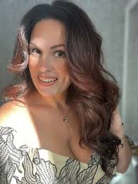 I swear only Davie Beckham would get cake from the bank 🤣 Zach Winchester  is spoiling my guy