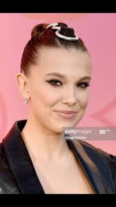 Peinados De Millie Bobby Brown Suelto