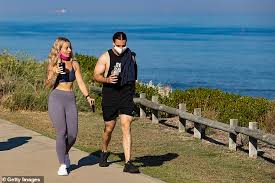 A victorian man in his 50s who was infected at the mercure hotel was in perth for five days in the community while possibly infectious. Ltgs3uy Kxj5qm