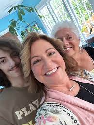 Nick's youngest son Donte, Sister Donia and mom Rose.