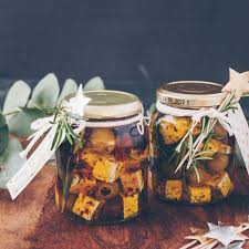 Doch es muss nicht immer teuer sein: Geschenke Aus Der Kuche 3 Einfache Rezepte Freistyle Verena Frei