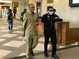 Tan sri (dr.) ambrin buang. Ambrin Buang Tidak Puas Hati Arul Teliti Laporan Syarikat