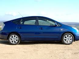 The original toyota prius was launched back in 1997 and is considered a pioneer in hybrid technology. Theft Of Catalytic Converters From Hybrid Cars Surges Crime The Guardian