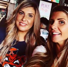 Small business owner recommends spray tan service