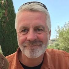 Tim Mealey's Instagram, Twitter & Facebook