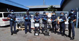 Baik itu ajakan, larangan atau permohonan, kalimat perintah sering dijumpai di bawah ini akan dibagikan mintalah maaf padanya! Jadi Jutawan Gelap Hasil Jual Arak Tiruan