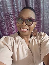 Just taking a minute to say how proud I am of Sunbeam bread for not  changing to conform to this world.They still print the little girl praying!  Amen