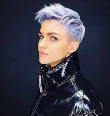 This is one style that shows that even a shot pixie cut can look edgy and super fashionable. 40 Super Short Hairstyles For 2019 Hairstyle Samples