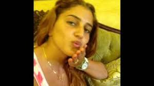 أن ديانة الفنانة هايدي كرم إسلامية ، والبعض الآخر يقول إنها مسيحية ، لكننا نتعلم الحقيقة باسم والدتها ، حيث يتساءل البعض عما إذا كانت هايدي كرم مسلمة أم مسيحية ، فقد يكون. Ù‡ÙŠØ¯ÙŠ ÙƒØ±Ù… Ù…Ø³ÙŠØ­ÙŠØ© Ù…Ø¬Ø§Ù†ÙŠ Mp3