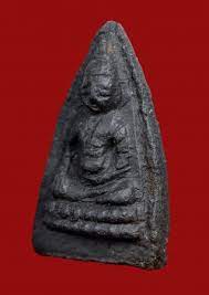 phra phutthanoi lang yant phuttho maechi boonlern wat arwud be2494 in 2021 mirror frames amulet thailand