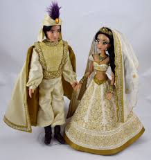 Limited Edition Aladdin And Jasmine 17 Wedding Doll Set Disney Store Purchase Deboxed Standi Disney Princess Dolls Disney Dolls Disney Princess Fashion