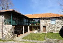 Casa rural en la ribeira sacra pensada para failias con niños o grupos familiares, que desean conocer la zona, descansar o incluso realizar sus viajes de verano para conocer galicia. 98 Casas Rurales En Orense Casasrurales Net