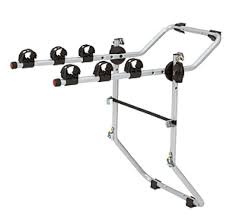 The Thule Freeway 968 Is A Simple To Use Three Bike Rear Mounted Cycle Carrier Easy To Mount The Rubber Coated Fra Cycle Carrier Bike Carriers For Cars Bike