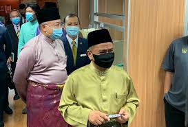 Kandungan rasmi hanya pada laman yang asal di dalam bahasa inggeris dan malaysia. Saarani Mula Tugas Sebagai Menteri Besar Perak Astro Awani