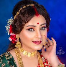 Cleaning, cutting and cooking a whole Hilsa fish, makes the experience yet  more special! Over here in Reno, we have access to good quality Hilsa or  ইলীশ মাছ at the Bangladeshi store.