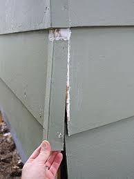 Replacing Metal Corner Caps On House With Wood Siding Siding Repair Masonite Siding Wood Siding