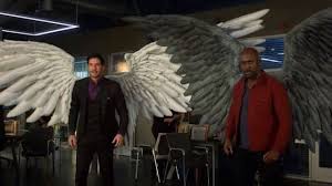 La partie 1 de la saison 5 de lucifer, disponible depuis le 21 août sur netflix, nous a laissé face à quelques mystères. D Yc5saum 5xsm