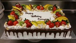 Tres Leches Cake With Fruit Fruit Topped Cake Cake Decorated With Fruit Fresh Fruit Cake