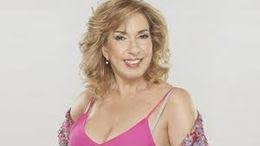 Es una reconocida actriz argentina, conductora , y presentadora de televisión nacional. Georgina Barbarossa Ecured