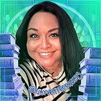 Lydia Lloyd's Instagram, Twitter & Facebook