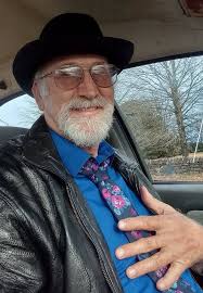 Are there Christian ladies in Tennessee interested in attending church  together?