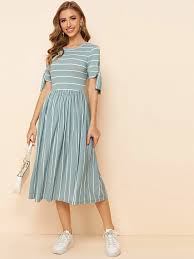 Shein kleider lang bis zu 70% reduziert. Kleid Mit Knoten Und Streifen Muster Aktuelle Trends Gunstig Kaufen Shein Deutschland