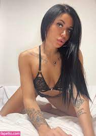 BadBarbie / TopModelSecret1 / bad-barbie Nude Leaked OnlyFans Photo #2 -  Fapello