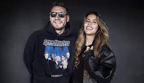 Nicklas bendtner started his professional career at premier league club arsenal and he went on to play for other teams like juventus, vfl wolfsburg, sunderland, fc copenhagen and rosenborg. Pluhq5tli1c Qm