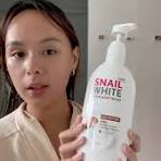 Your body needs some pampering this holiday season too! ✨ @kailaestrada  cleanses her body from head to toe and nourishes her skin with our Deep  Moisture Crème Body Wash!, "I really loved this one ...