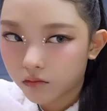 Daniel Poca, the wisdom of Newjeans Harleen Hannimin