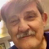 Joseph Deramo's Instagram, Twitter & Facebook