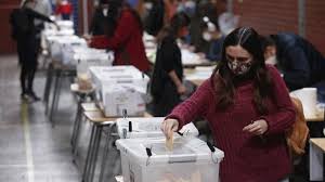 La prensa de américa y el mundo ha hecho eco de las mega elecciones que enfrentará chile este 15 y 16 de mayo, con la cual se elegirá alcaldes, concejales, gobernadores. Uhocmmyberkz0m