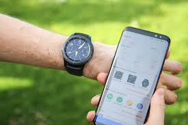 The smart lock feature automatically unlocks your phone by recognizing different signals. 15 Samsung Gear S3 Hidden Features Tips And Tricks Joyofandroid Com