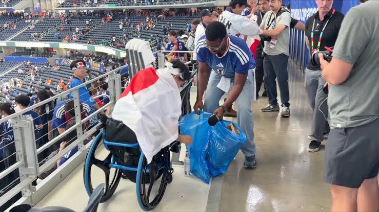 Jameis Winston won fans over with his classy move at World Cup match