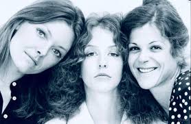 The original “First Ladies of Saturday Night Live”—Jane Curtin, Laraine  Newman, and the unforgettable Gilda Radner. These women weren't just funny;  they were revolutionary. At a time when comedy was still largely