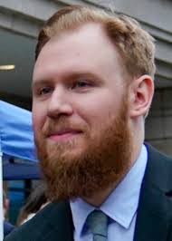 Internet defends AOC's 'bin raccoon' boyfriend