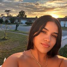 Madeline Paredes's Instagram, Twitter & Facebook